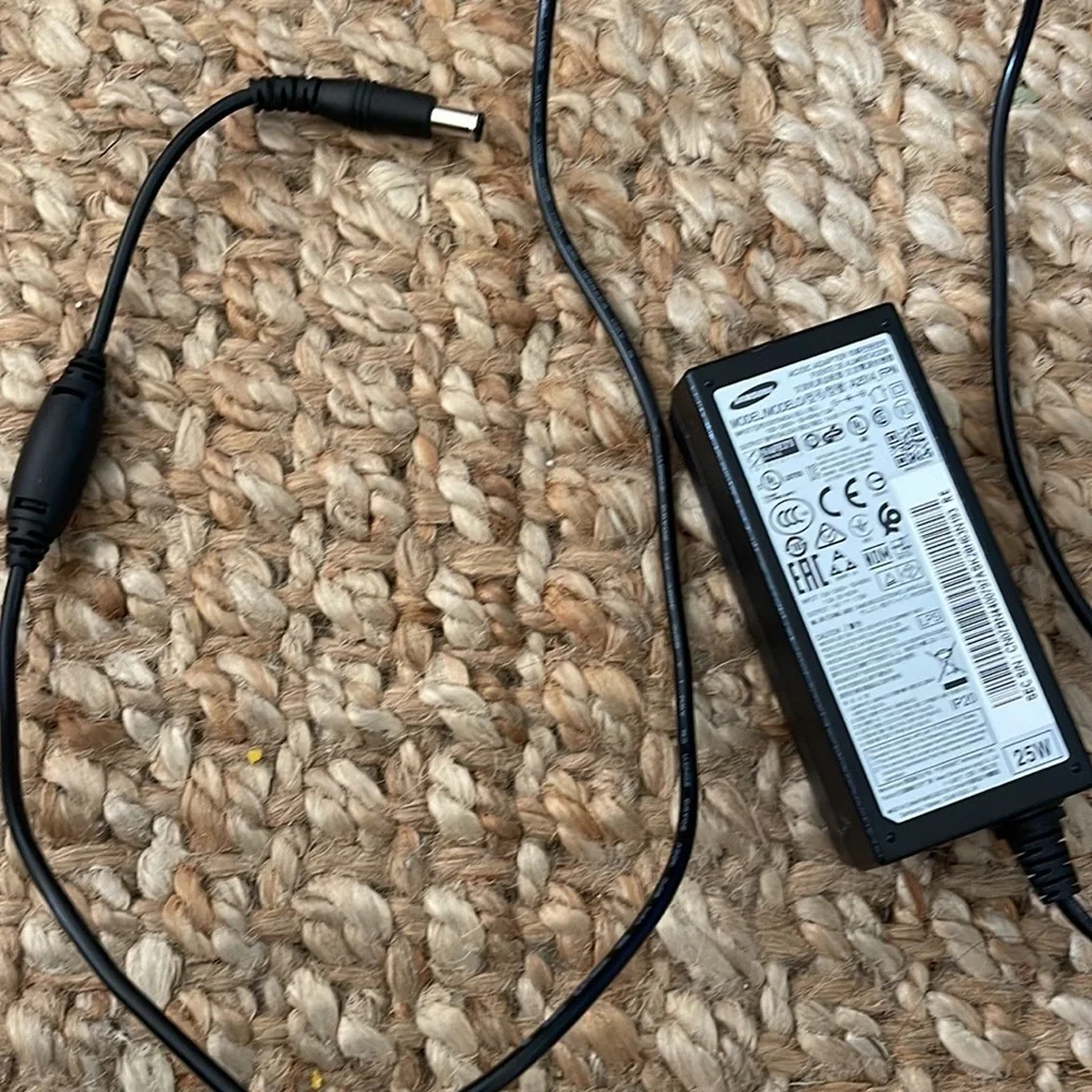 SAMSUNG AC/DC ADAPTER MODEL A2514 FPN
